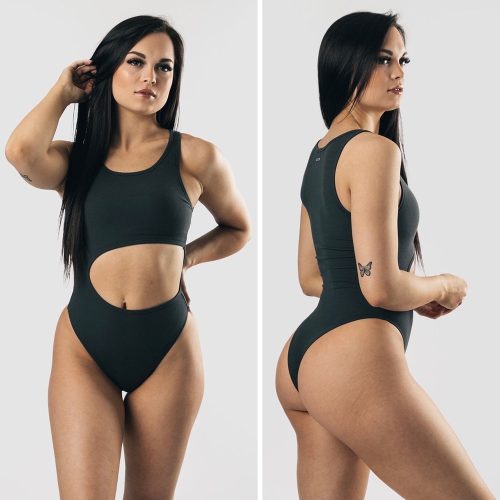Alphalete Monach Cut Out Bodysuit Dark Grey One Piece Gym Workout Wear BNWT